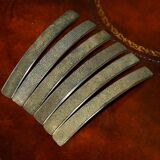 Set of six drawer handles in shagreen.