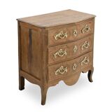 Louis XV chest of drawers in solid wood