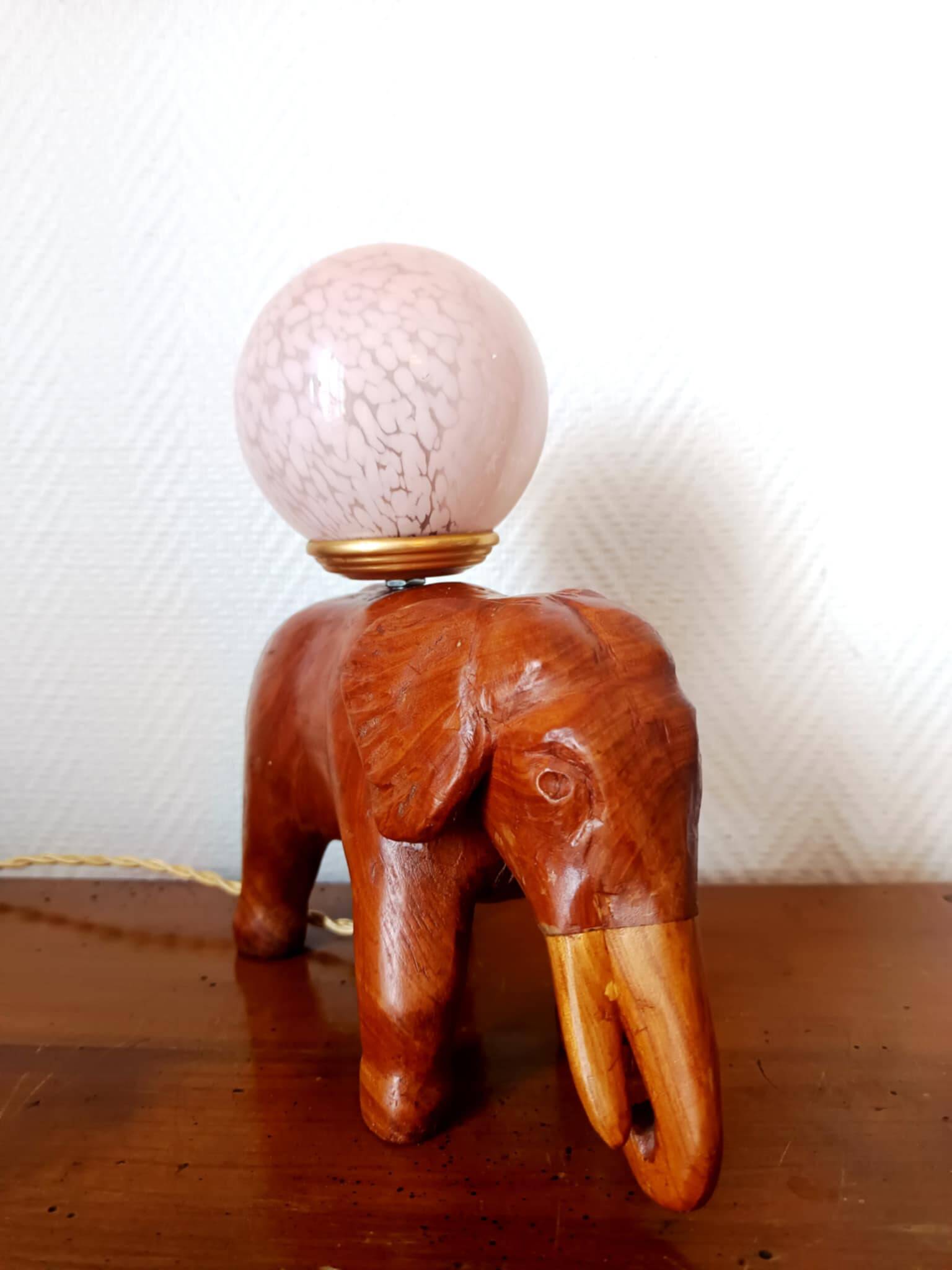 Lampe éléphant verre de Clichy art déco
