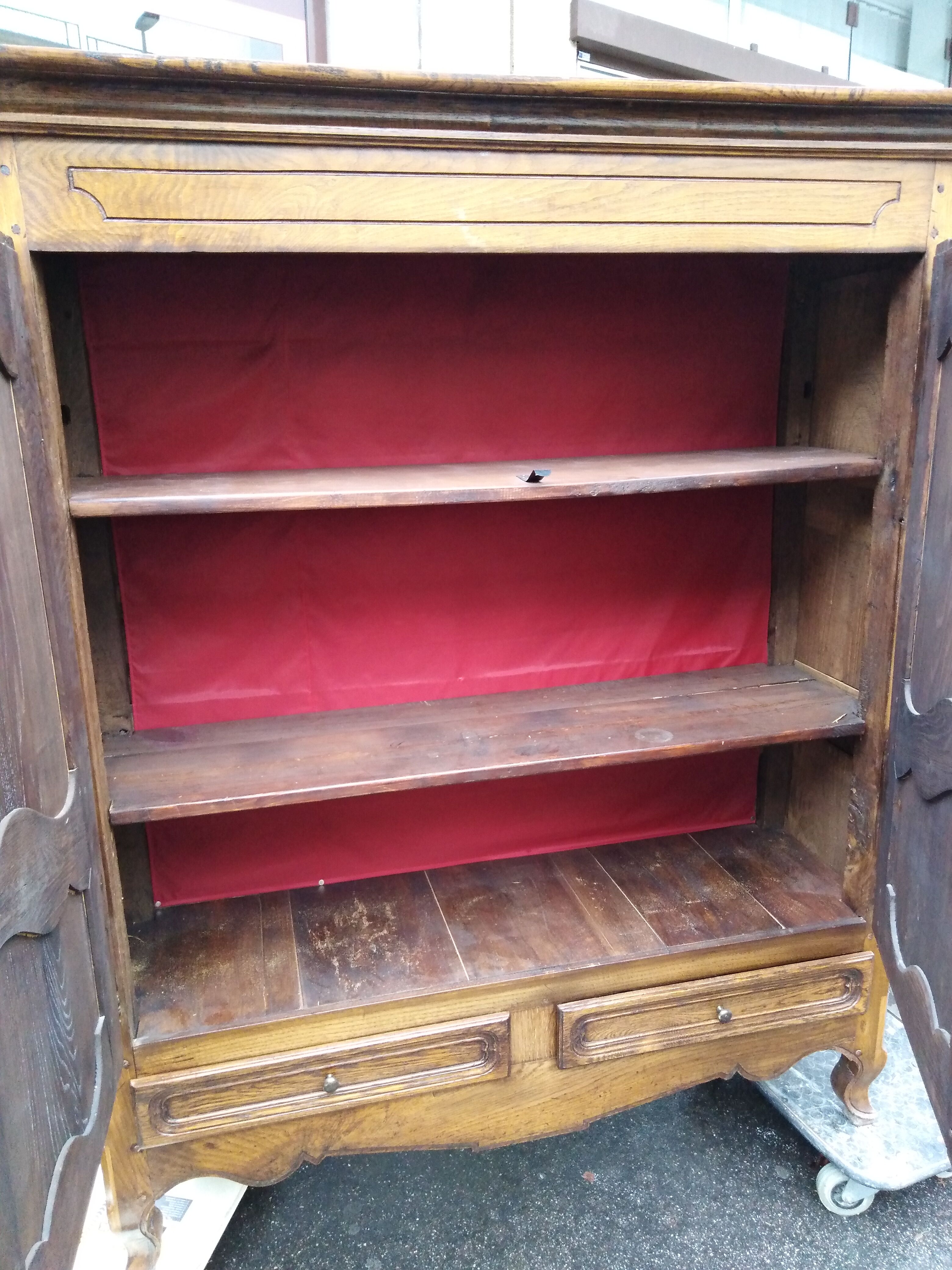 Small country cabinet, two doors two drawers. Old and functional!