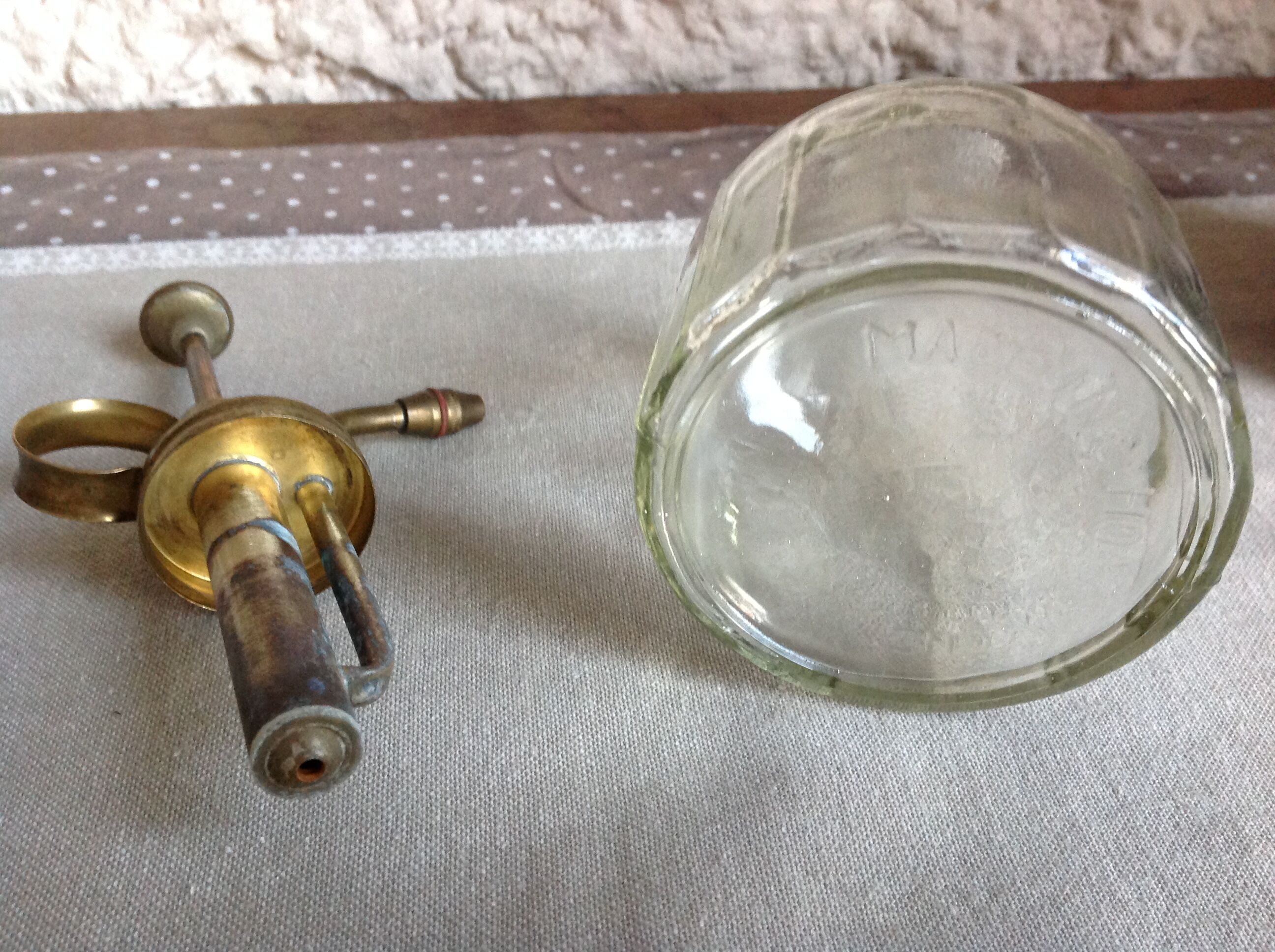 Former ribbed glass vaporizer vintage 70