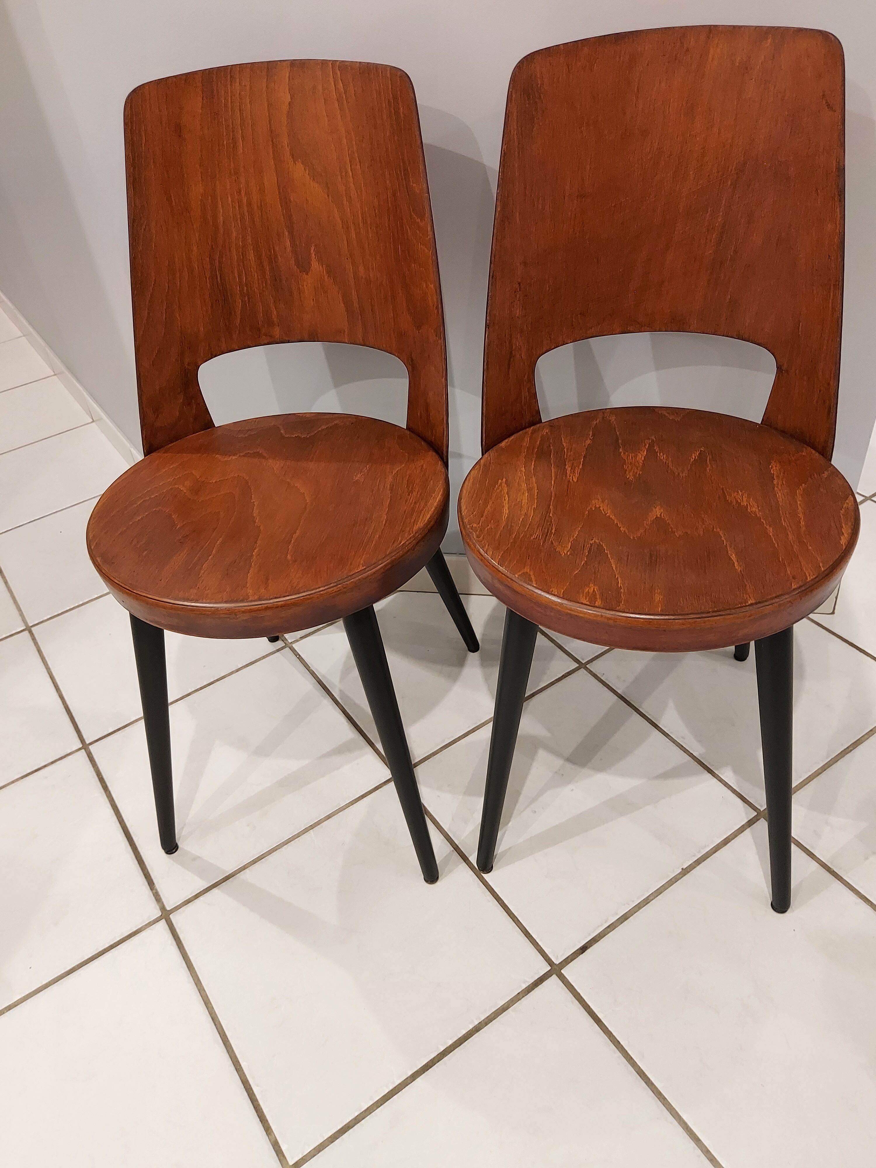 Suite of 4 chairs of bistrot Baumann vintage model Mondor and Minuet