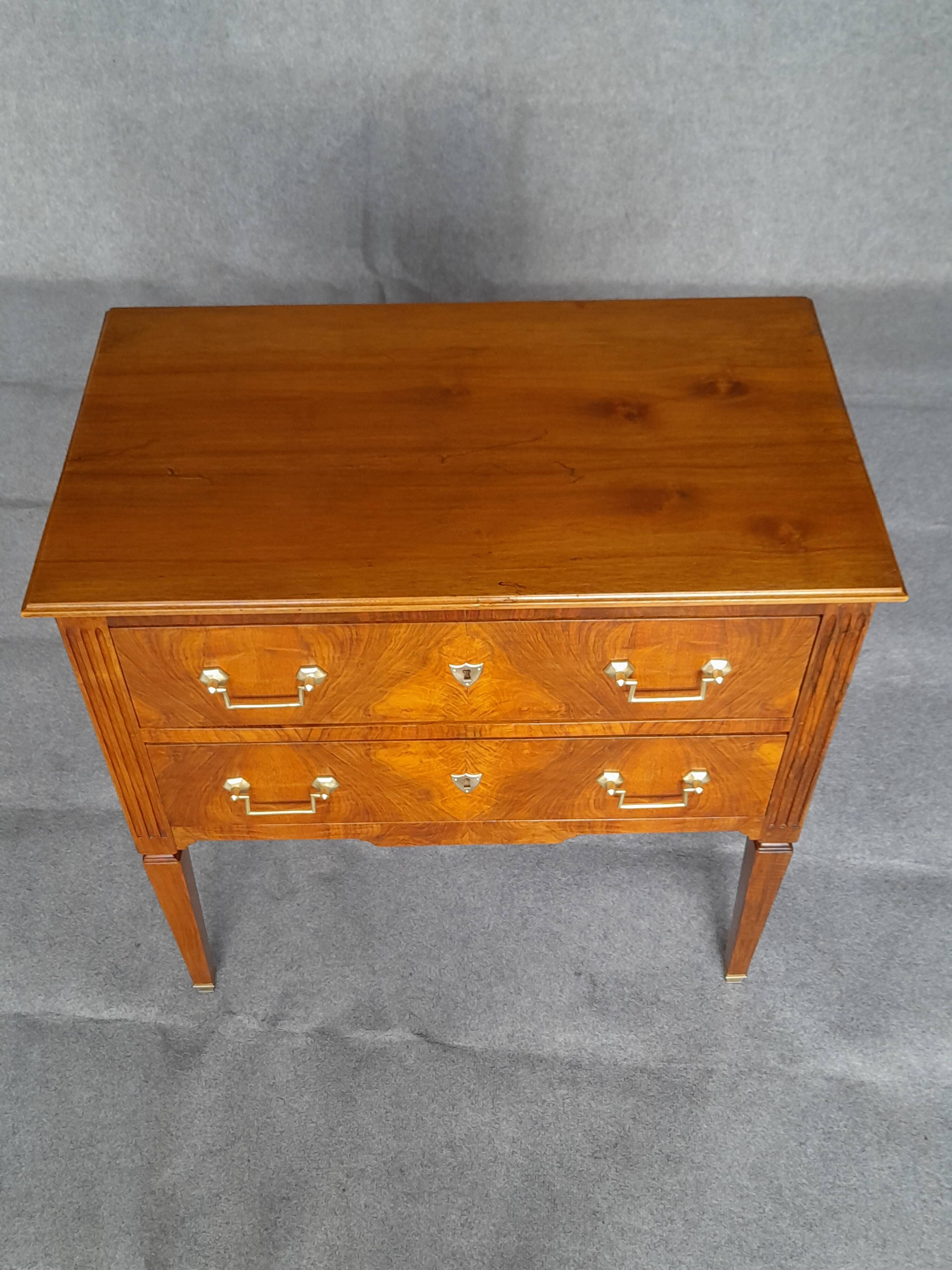 Louis XVI chest of drawers, 19th century