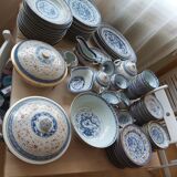 Vaisselle chinoise en porcelaine dite graine de riz  des années 50