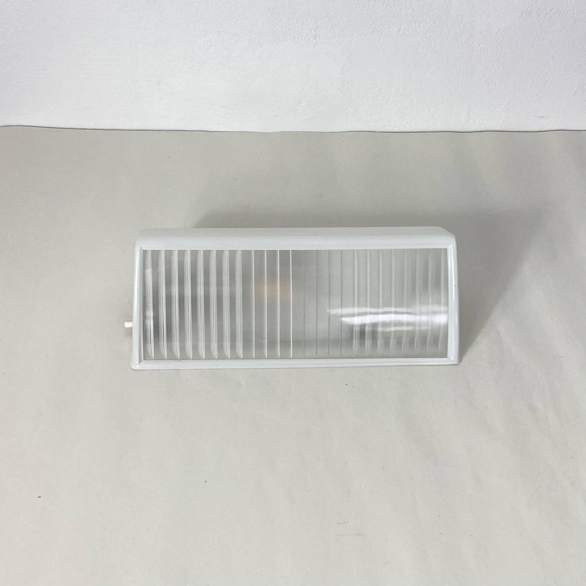 Holophane prismatic white enameled glass wall light LAMP-7317