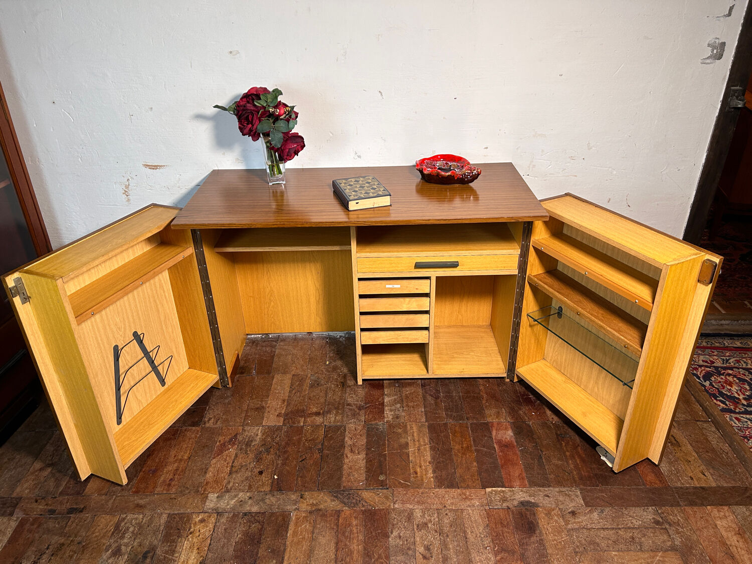 Bureau métamorphique vintage rétro vintage 1960
