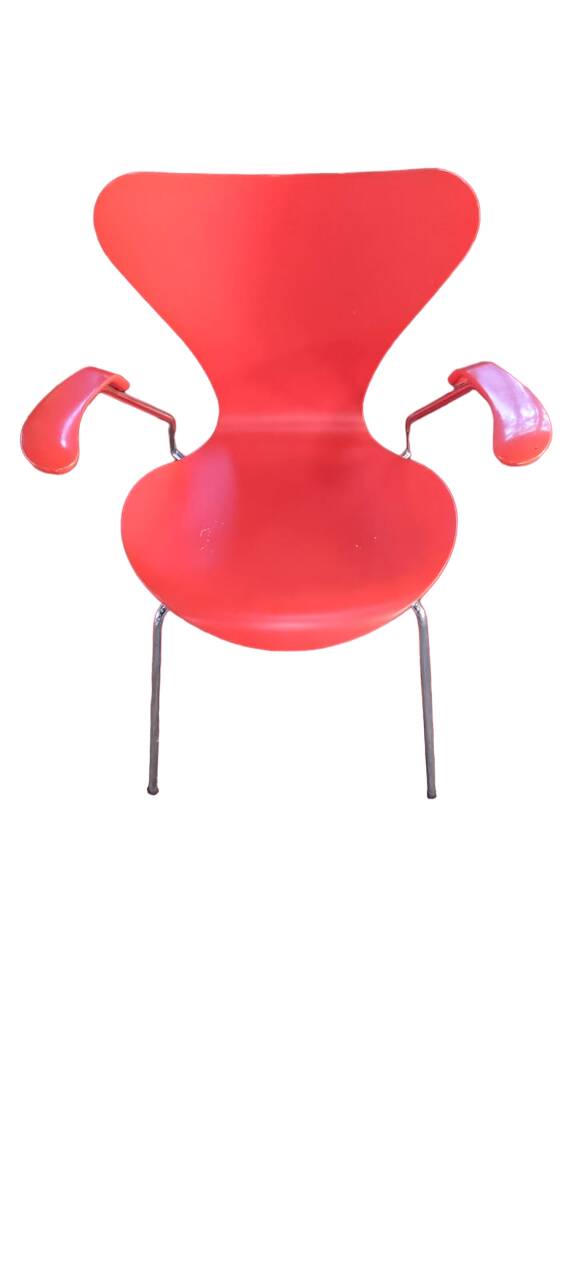 Designer office chair in compressed wood designed by Arne Jacobsen for Fritz Hansen, Denmark, 1982.