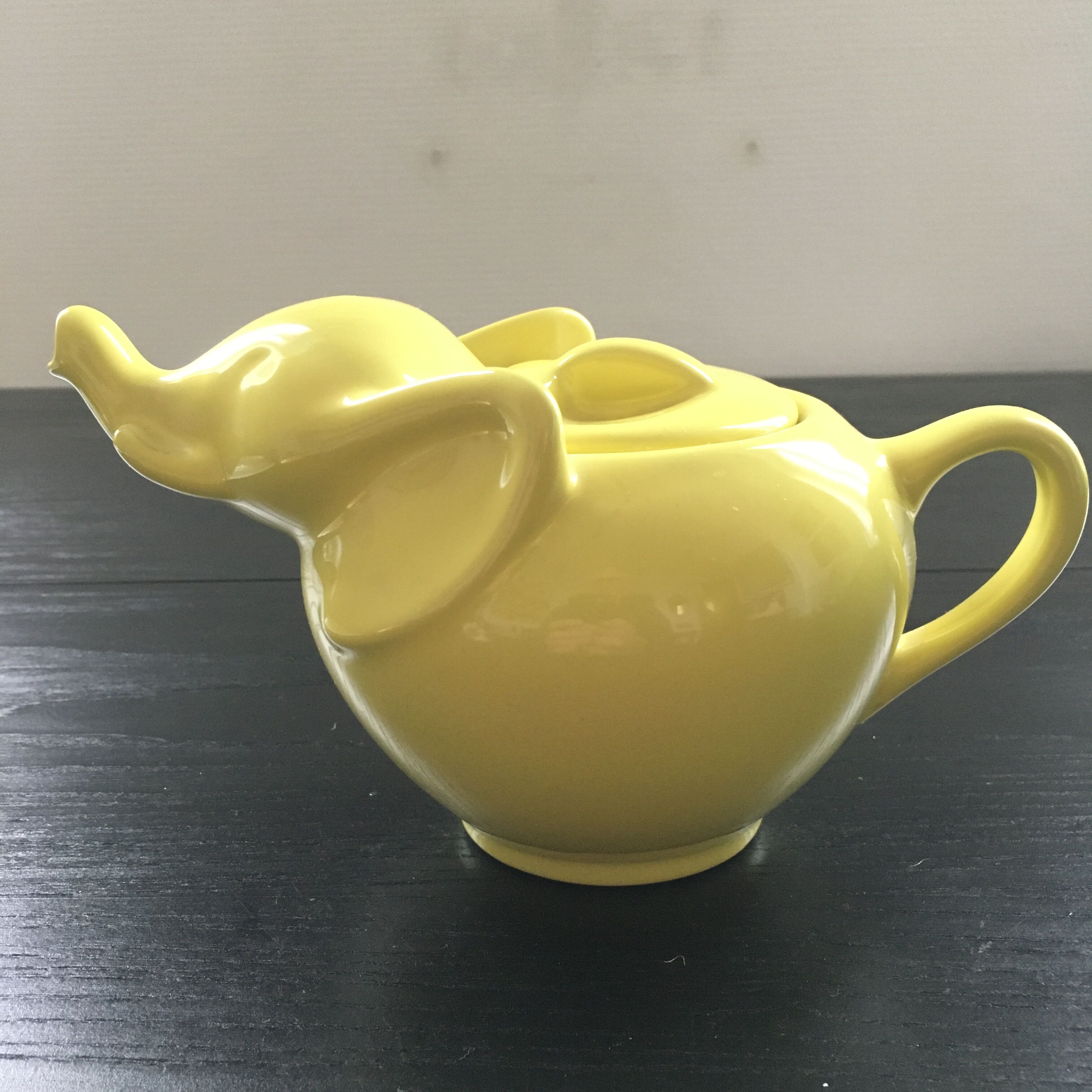 Absinthe Elephant Teapot