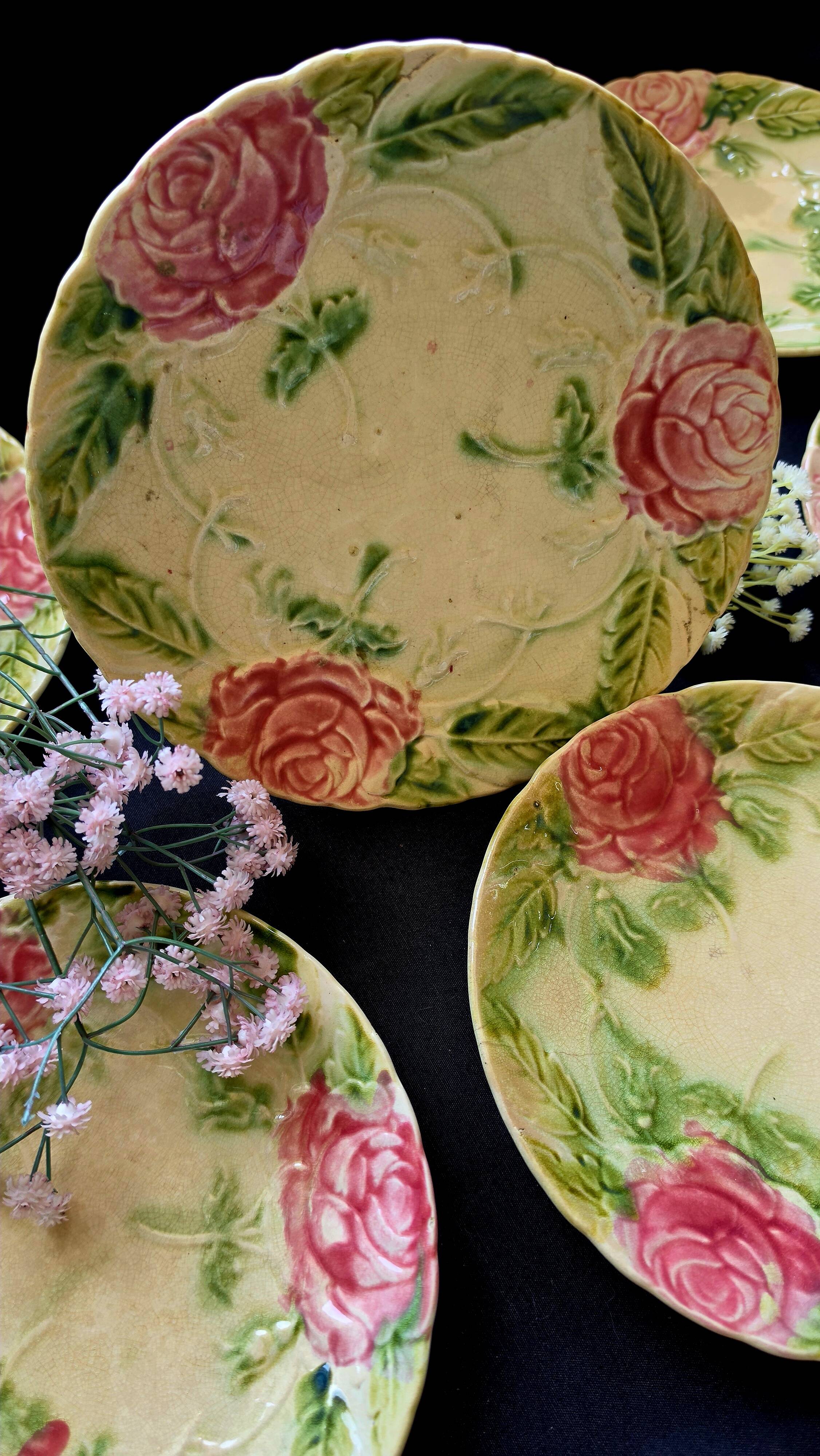 Exclusive antique dessert service in faience/terracotta with slip from 1900.