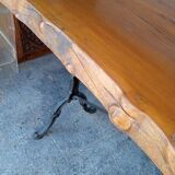 Bistro table with brutalist plane tree top for 4 people.