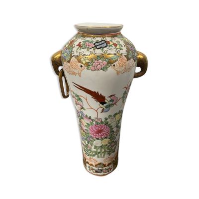Vase en porcelaine émaillé XX siècle