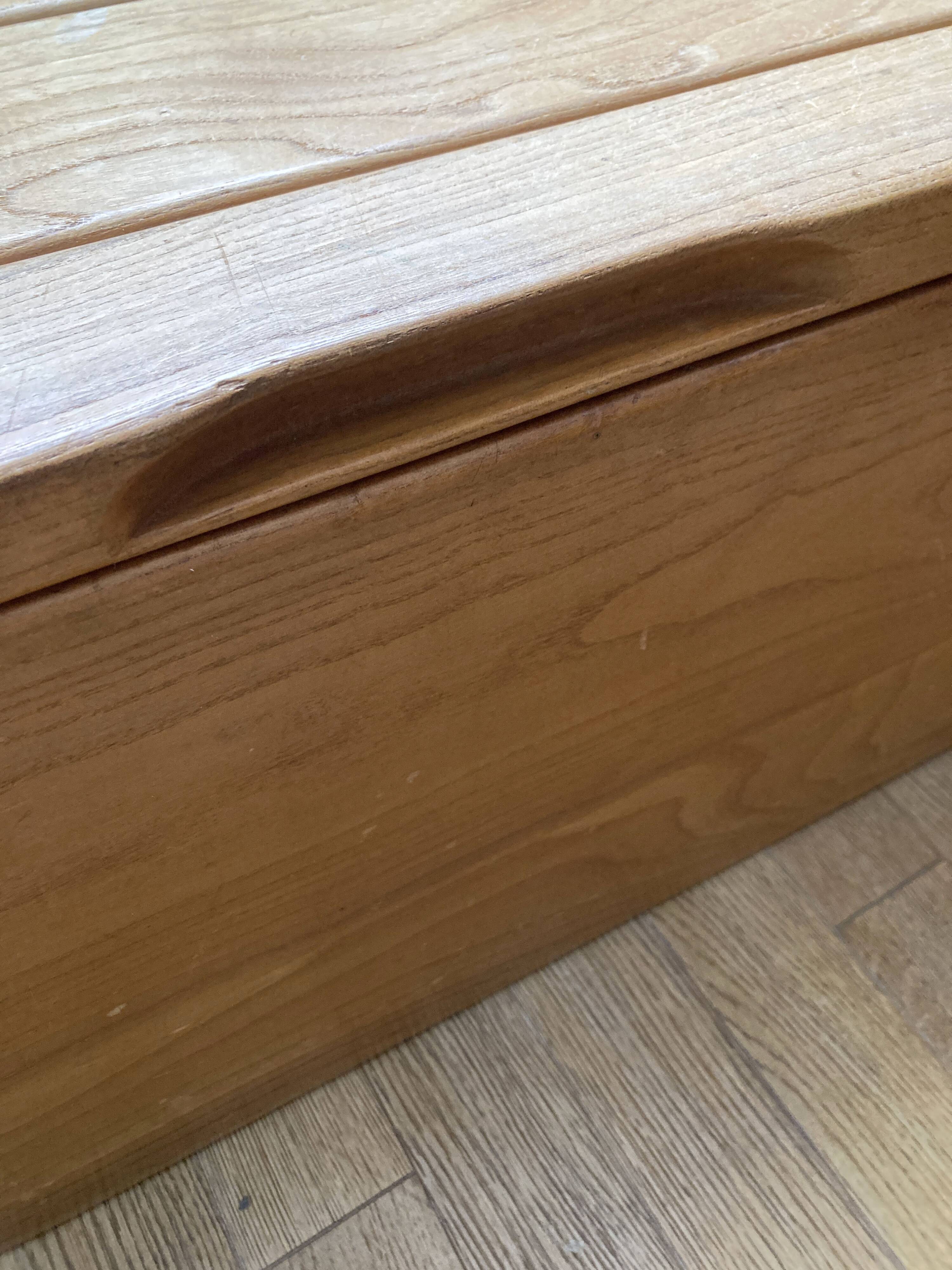 Regain chest in solid elm 1970