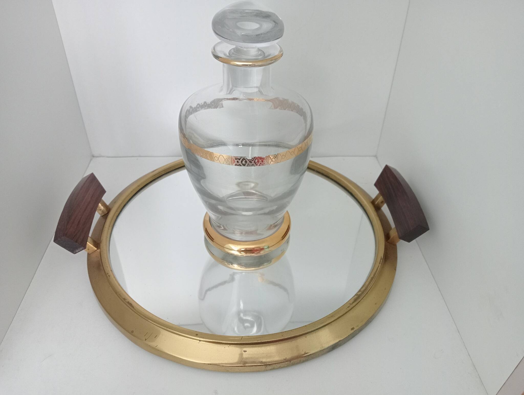 Art Deco liqueur service and its mirrored tray