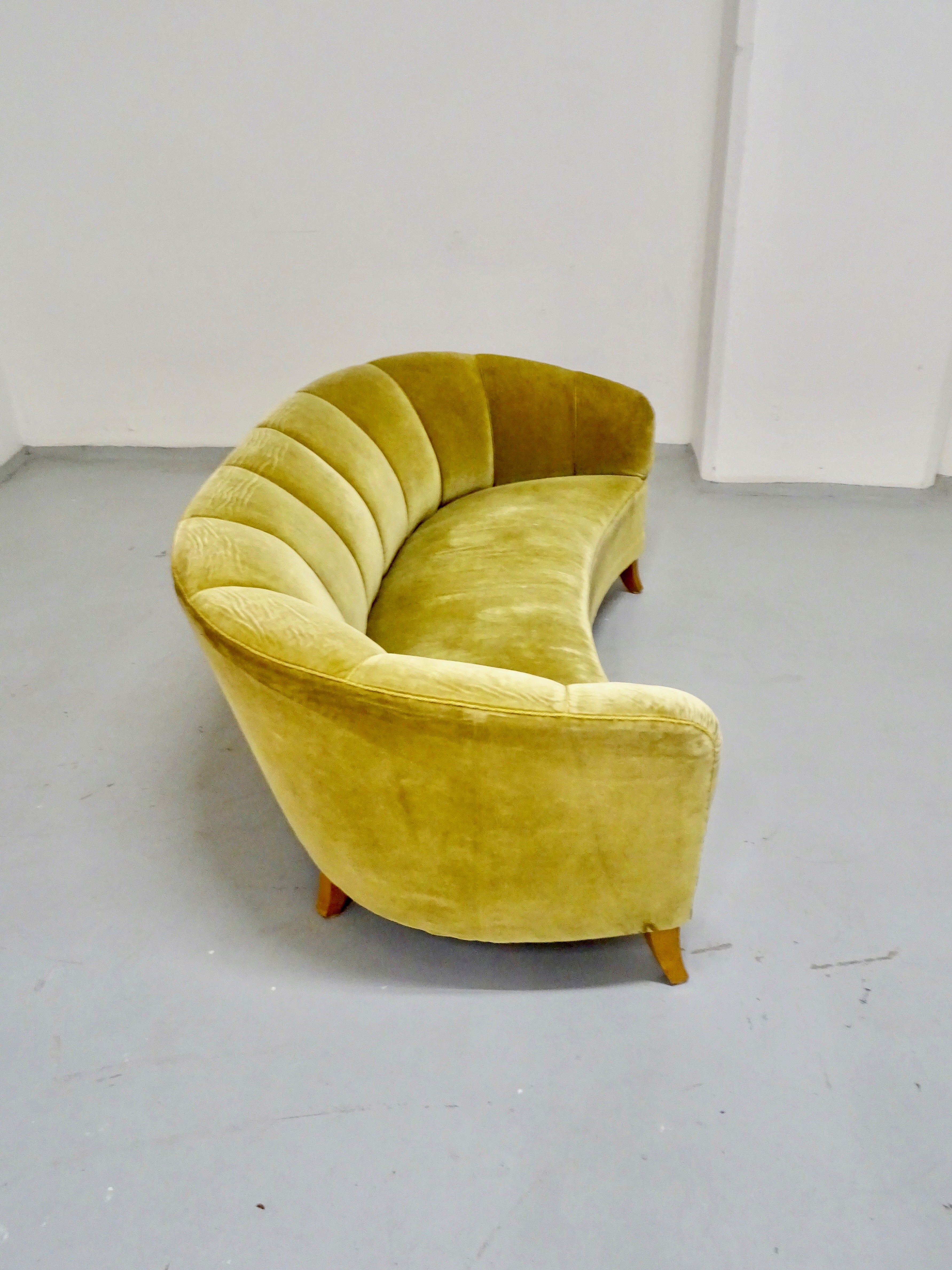 Danish Sofa, Otto Schultz, known as Banana 40 years
