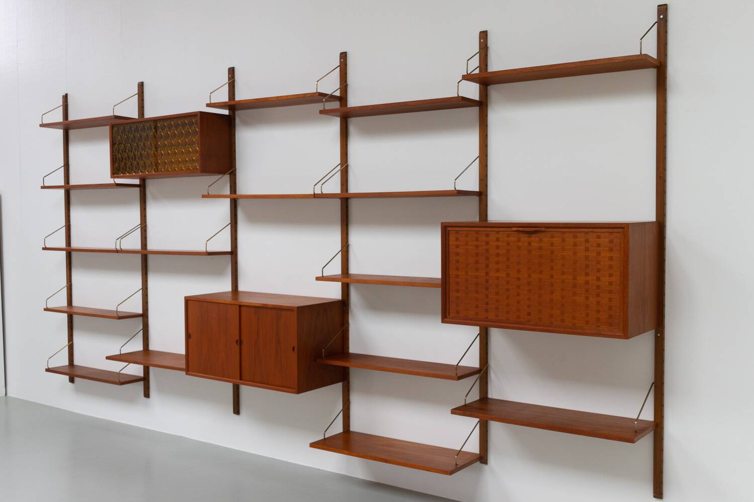 Danish Modern 5-Bay Modular Teak Wall Unit by Poul Cadovius for Cado, 1950s