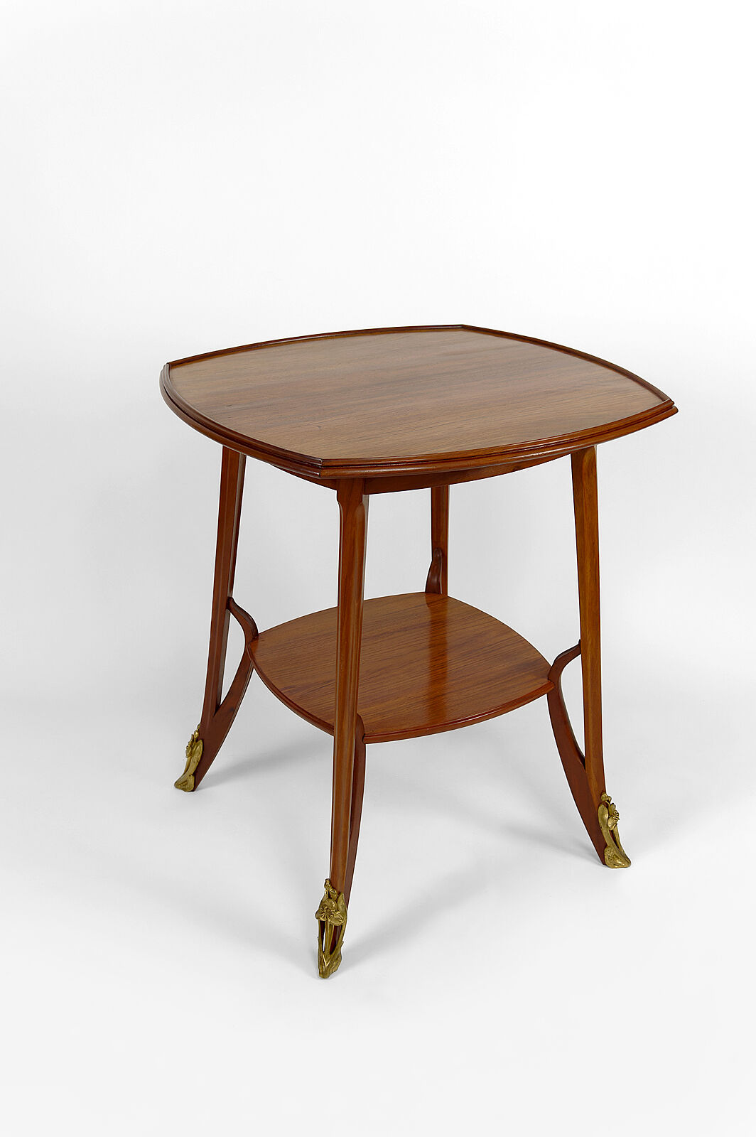 Pedestal table "Olga" by Louis Majorelle in mahogany, France, circa 1900
