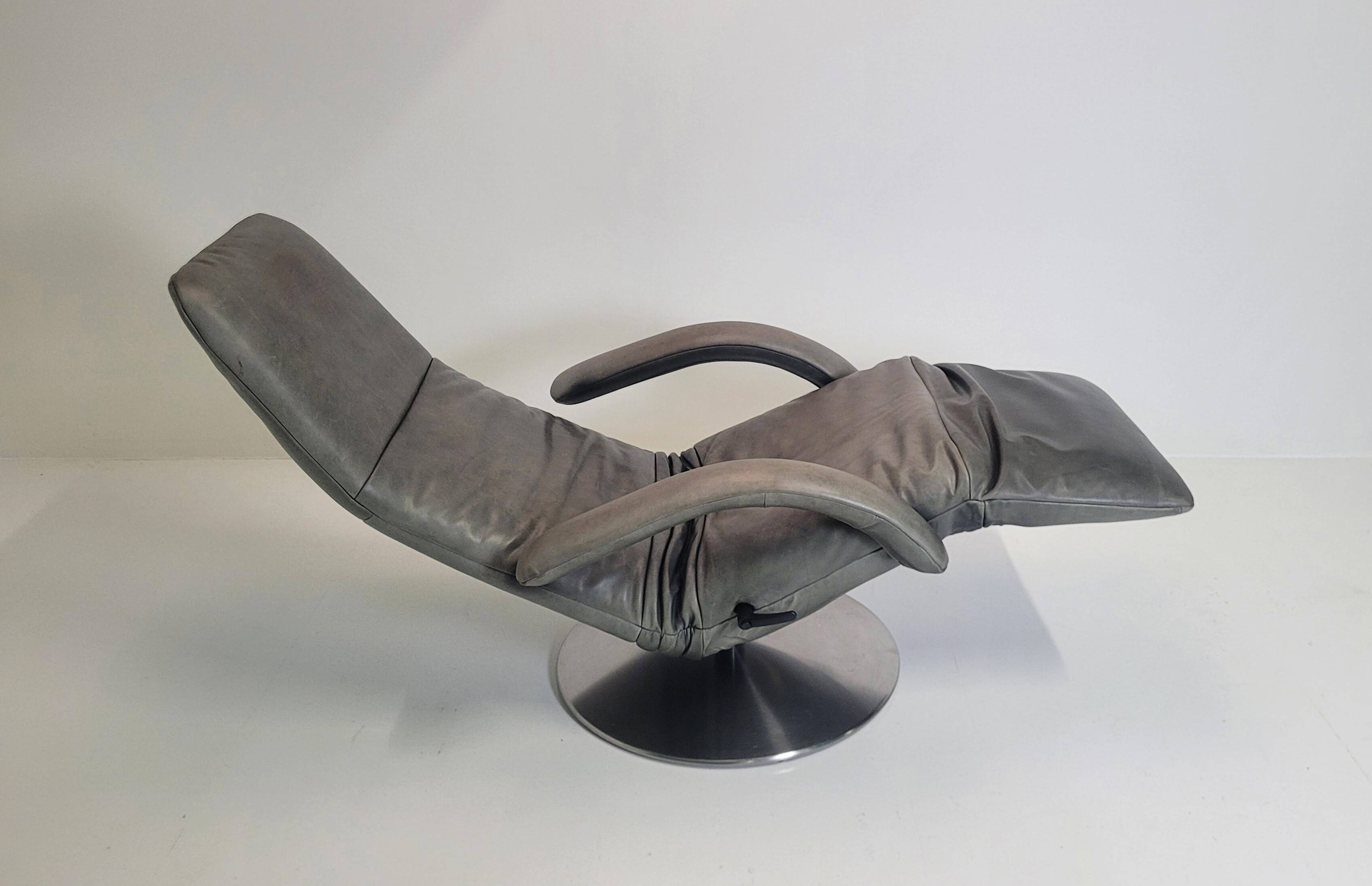 Jori Yoga Recliner – Mono-Move