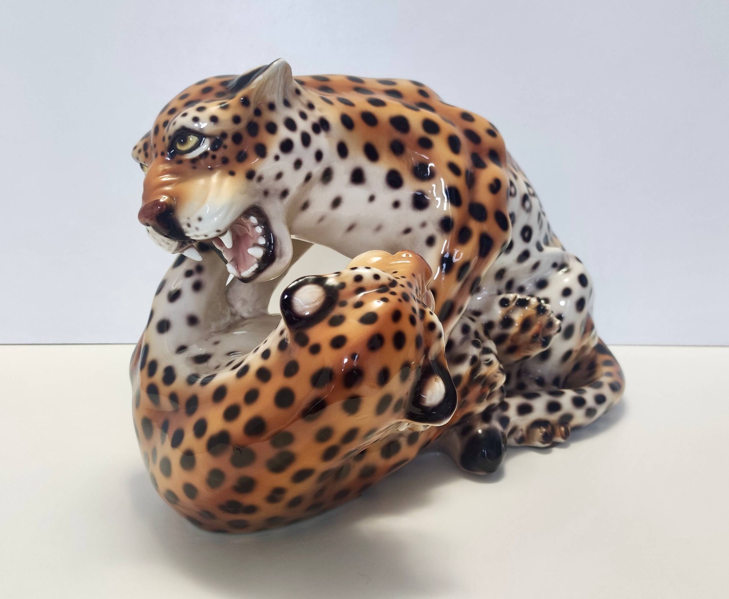 Hand Painted Ceramic Pair of Fighting Jaguars by Giovanni Ronzan, Italy
