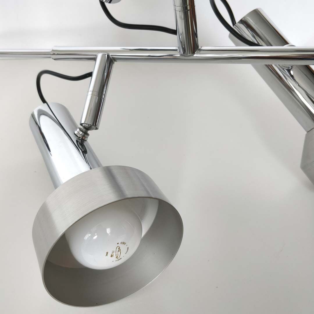 Hanging seventies 3 spots