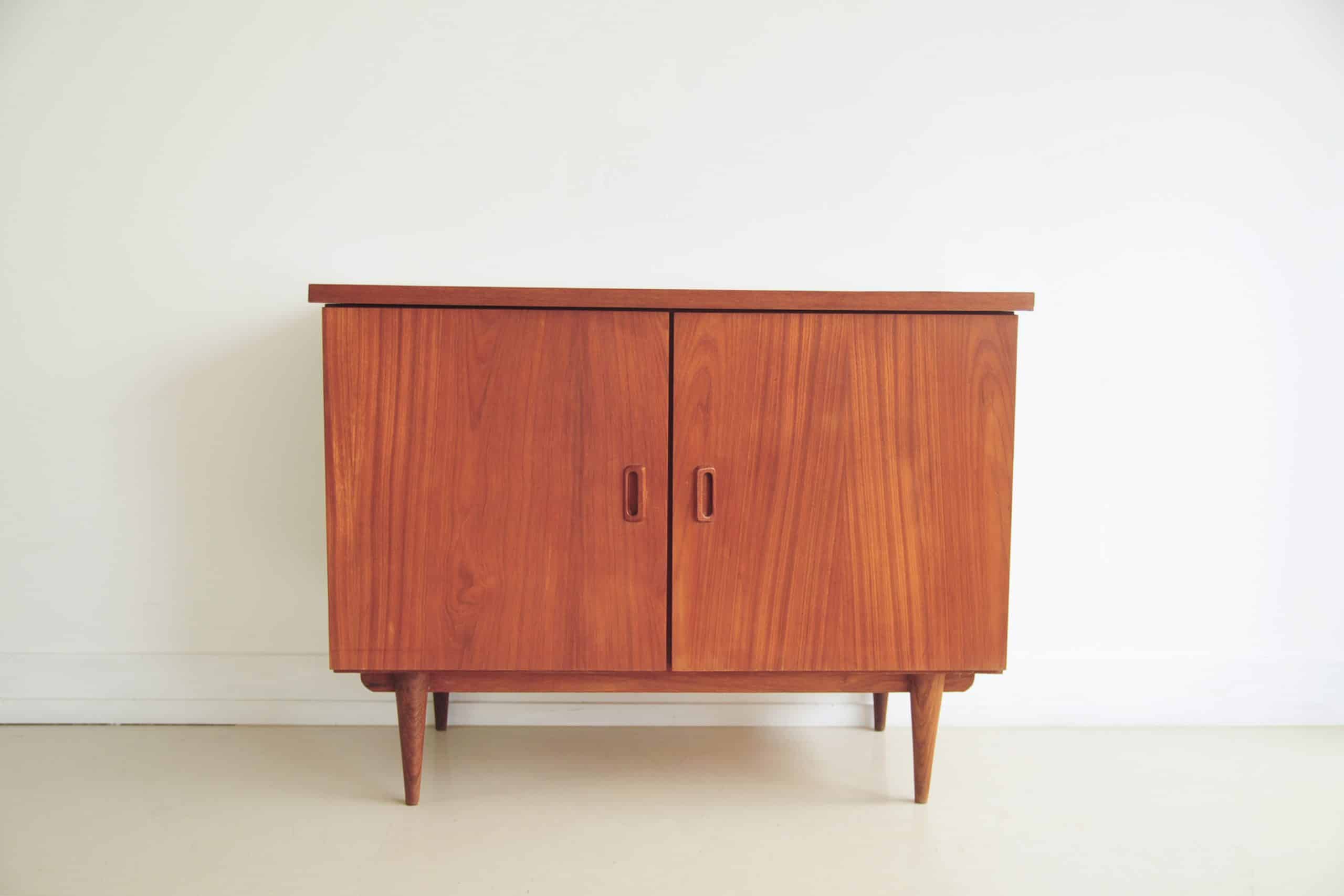 Commode en teck