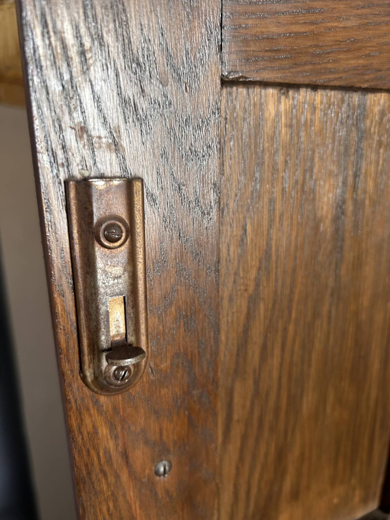 Small English oak wardrobe from the early 20th century with unusual proportions, a rarity.