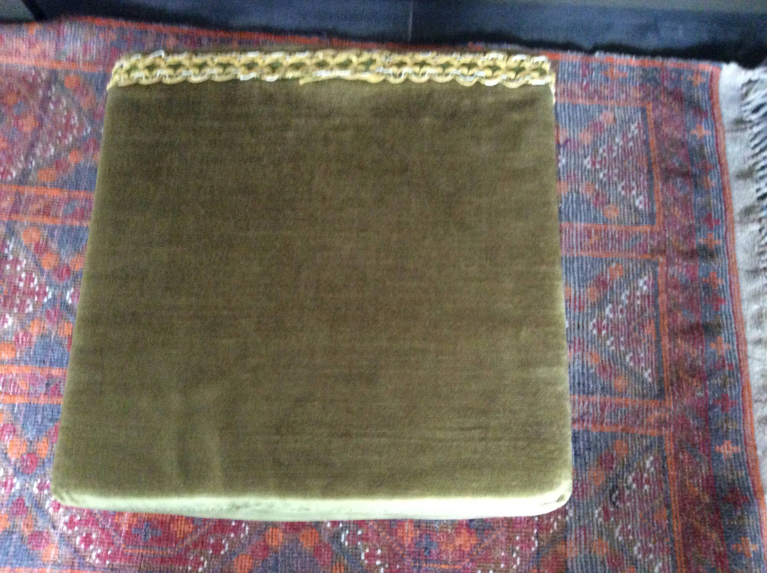 Pouf en velours