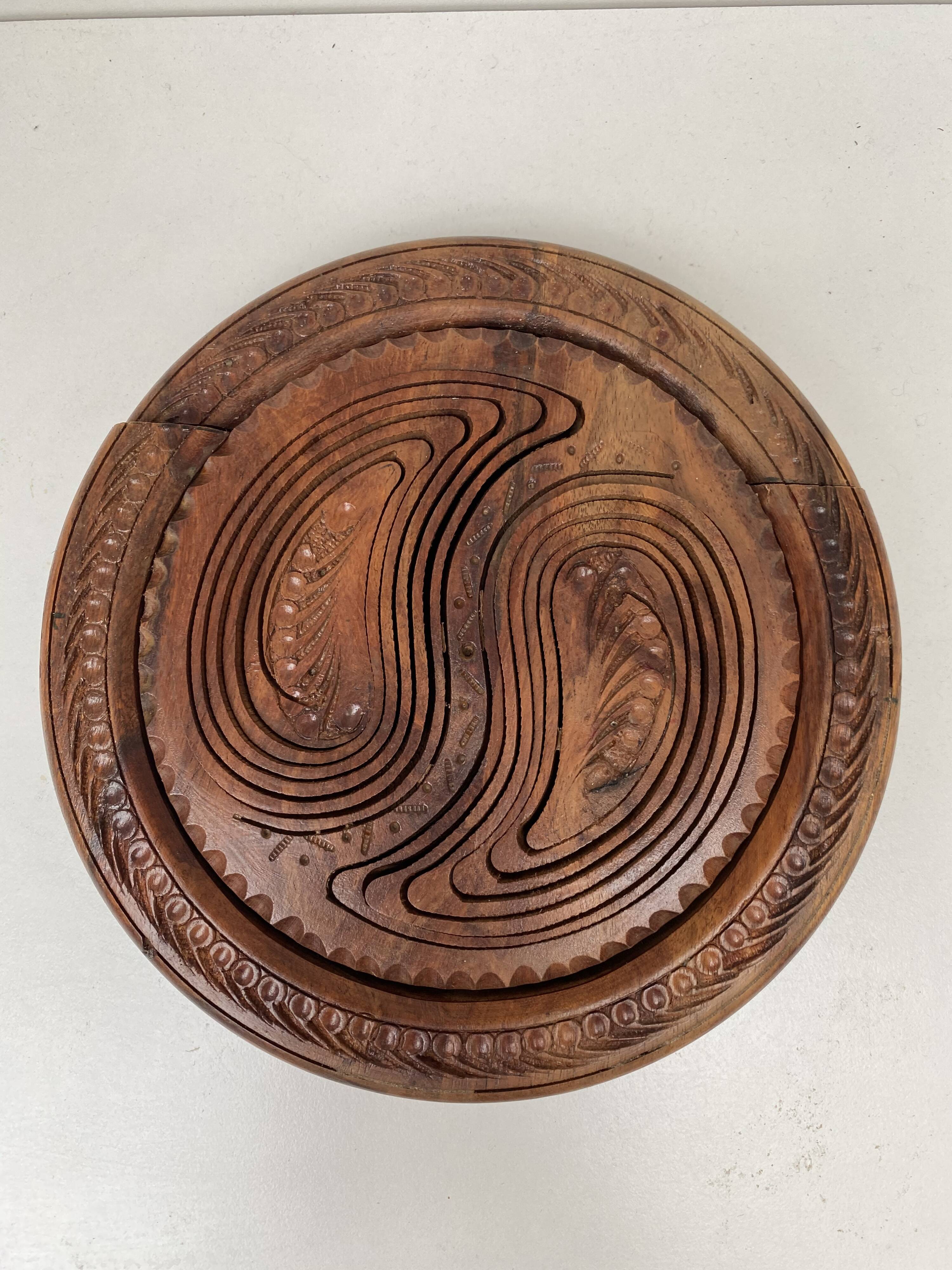 Foldable wooden bowl