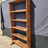 Lorraine sideboard on foot