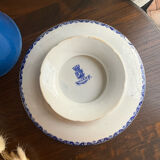 2 cake plates 'iron earth'