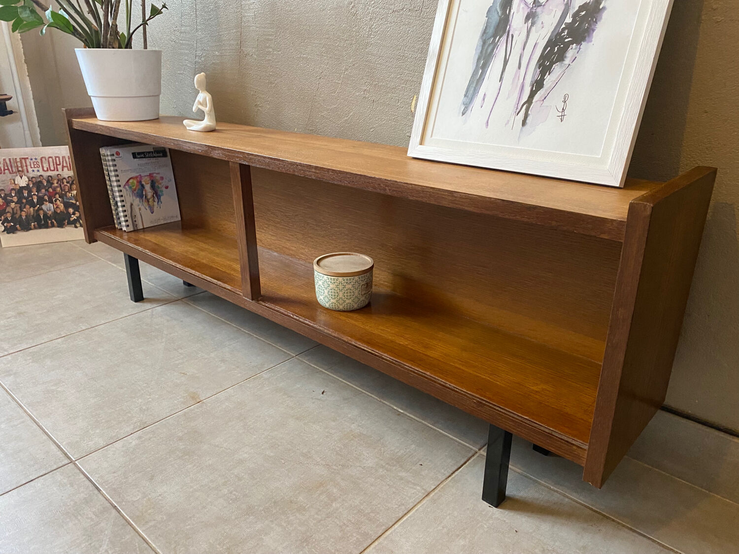 Mini vintage sideboard in vintage wood (removable windows)