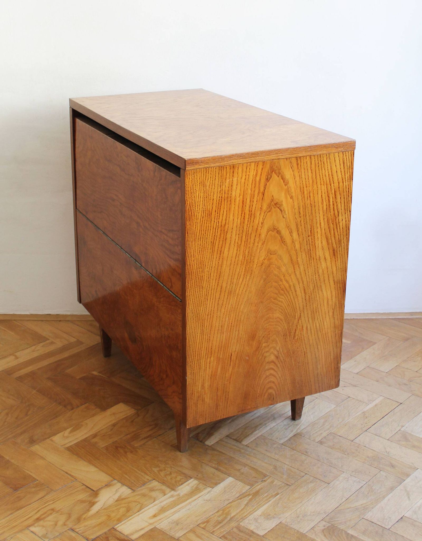 Commode des années 1950