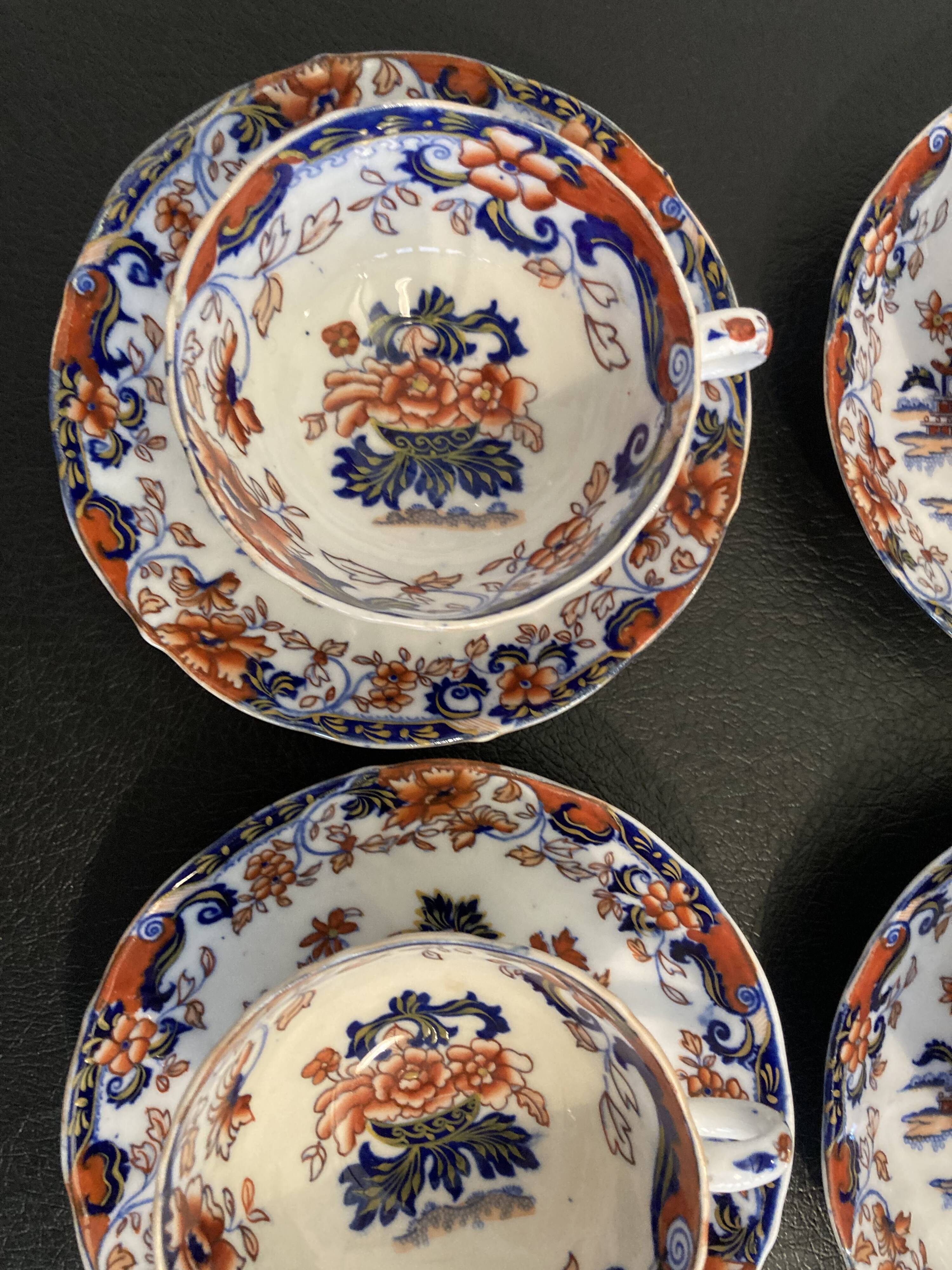 Set 4 cups and saucers Minton Amherst 824