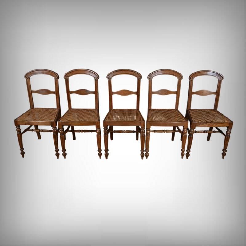 Set of 5 solid oak chairs, Louis Philippe period – 2nd half of the 19th century.