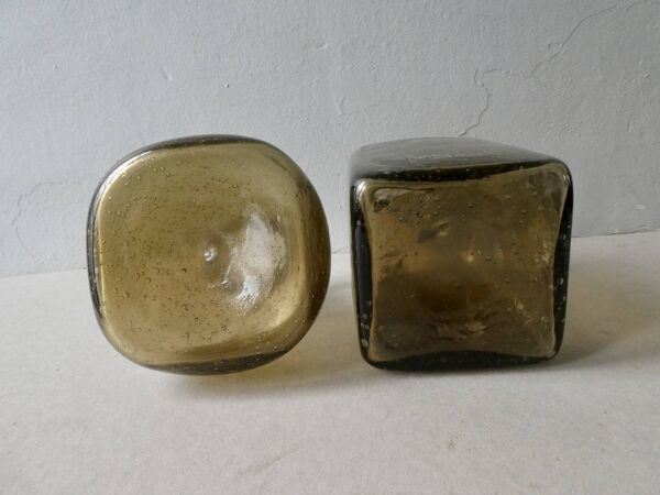Paire de vases bouteille en verre soufflé Bendor années 60