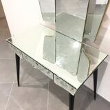 Dressing table vintage art déco in mirror