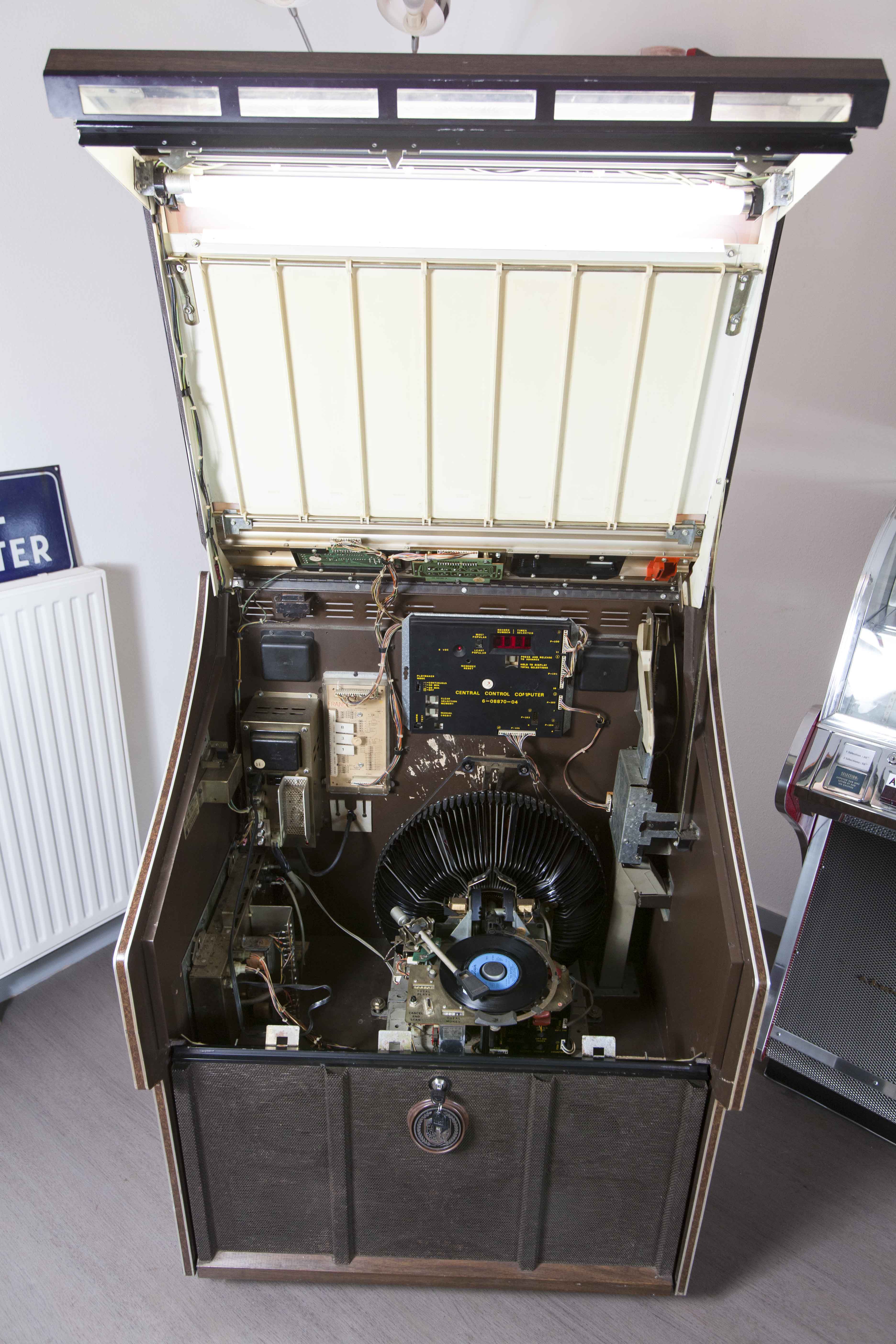 Jukebox rowe ami ri-3 jewel 1980 ready to use