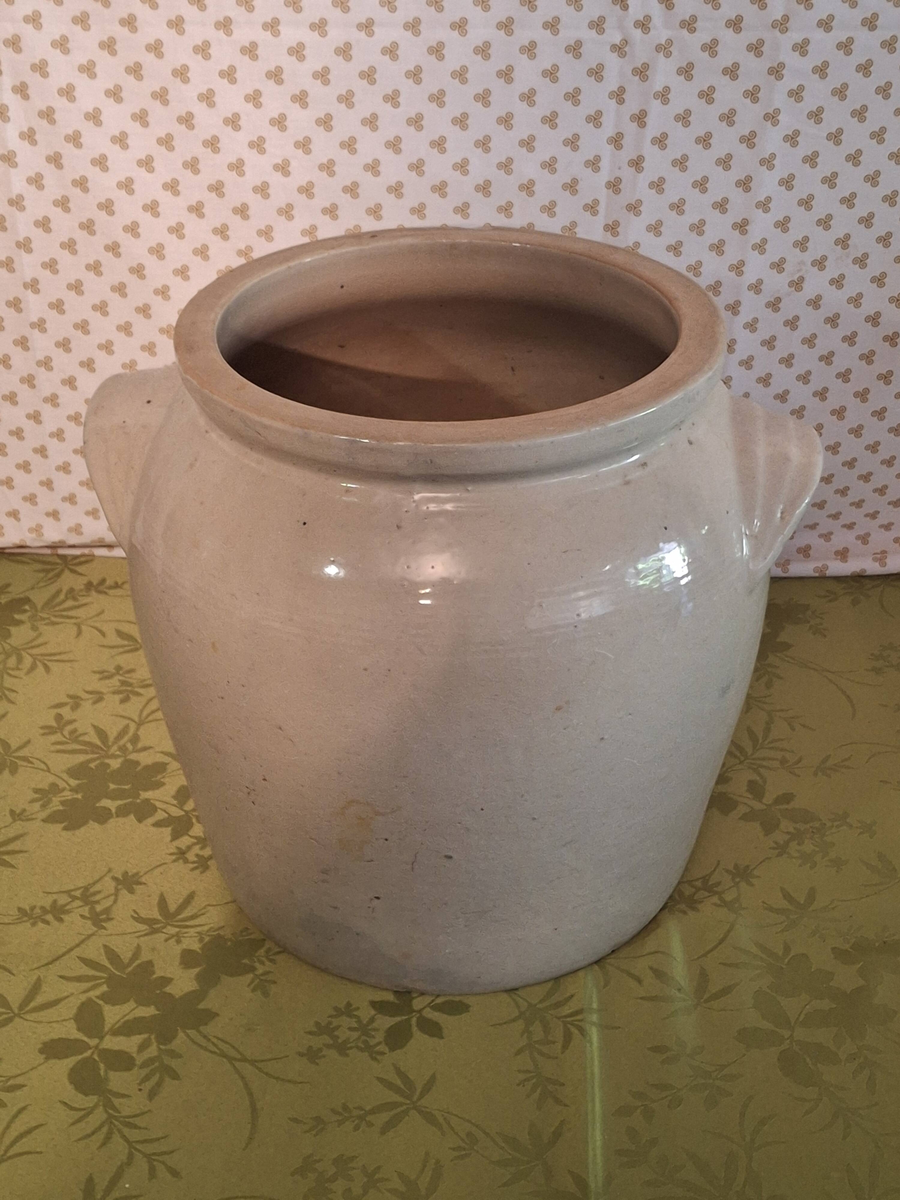 CLAY JAR