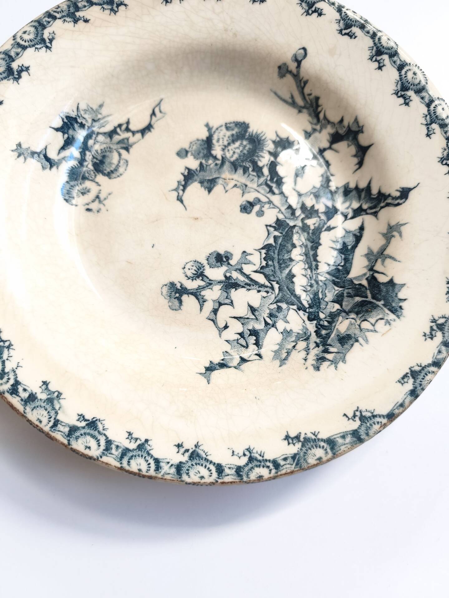 Vintage decorative plate, Gien Chardon bleu model, ironstone.