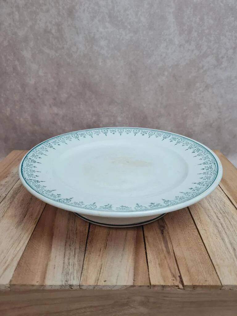 Antique Saint-Amand pedestal compote model 4500 – delicate green decoration