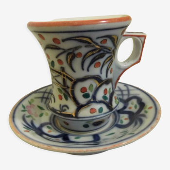 Tasse et sous-tasse, brulot, porcelaine de Bayeux XIXème siècle