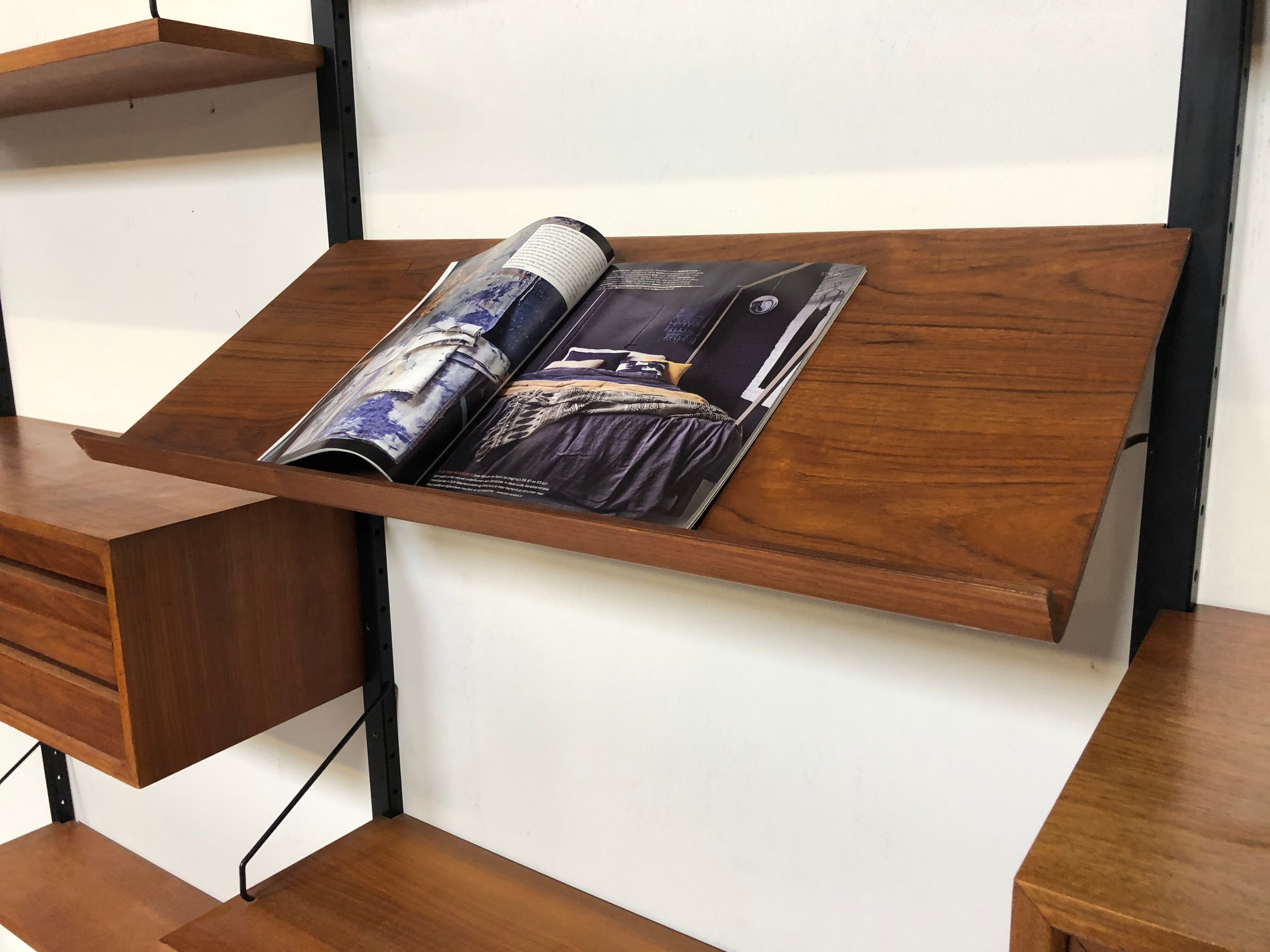 Poul Cadovius Royal System wall system