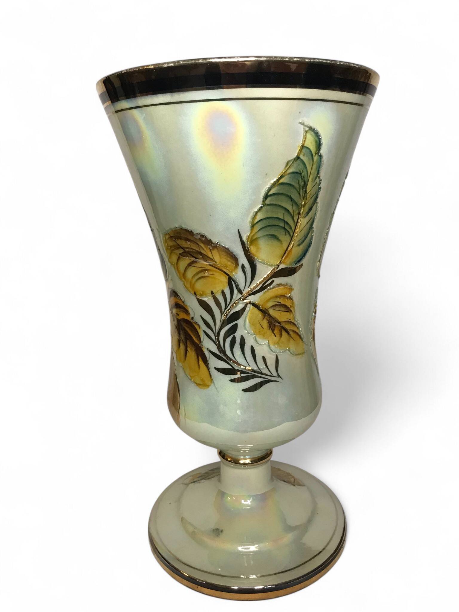 Bequet Quaregnon, pedestal vase with bird decoration circa 1950