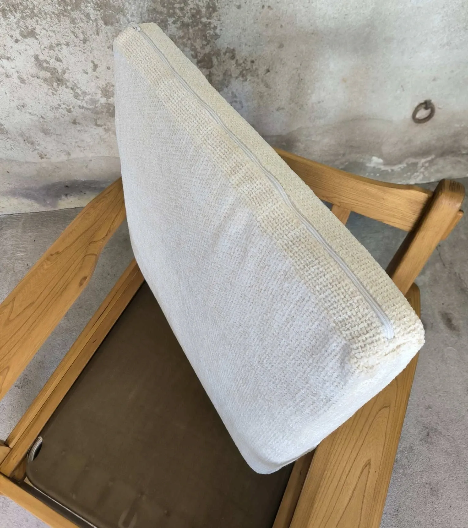 Paire de fauteuils vintage en orme massif