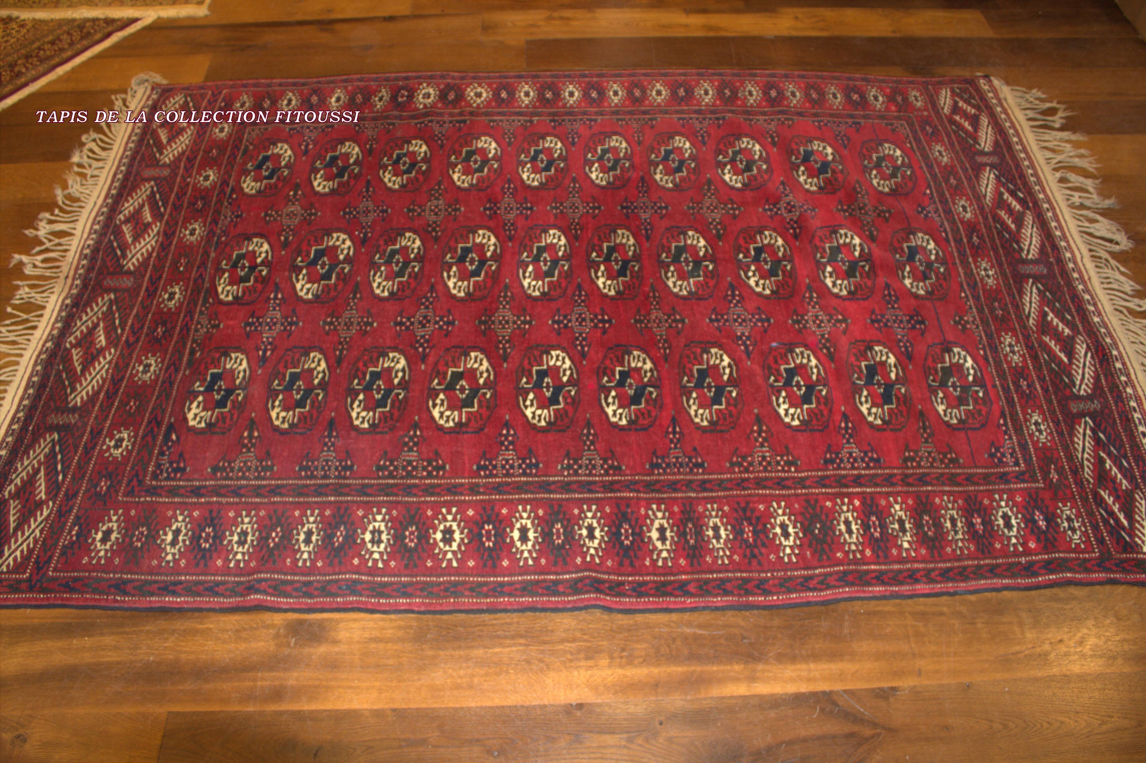 Tapis turkmene boukhara royal ancien 1950 - 152x232cm