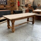 Oak farmhouse table