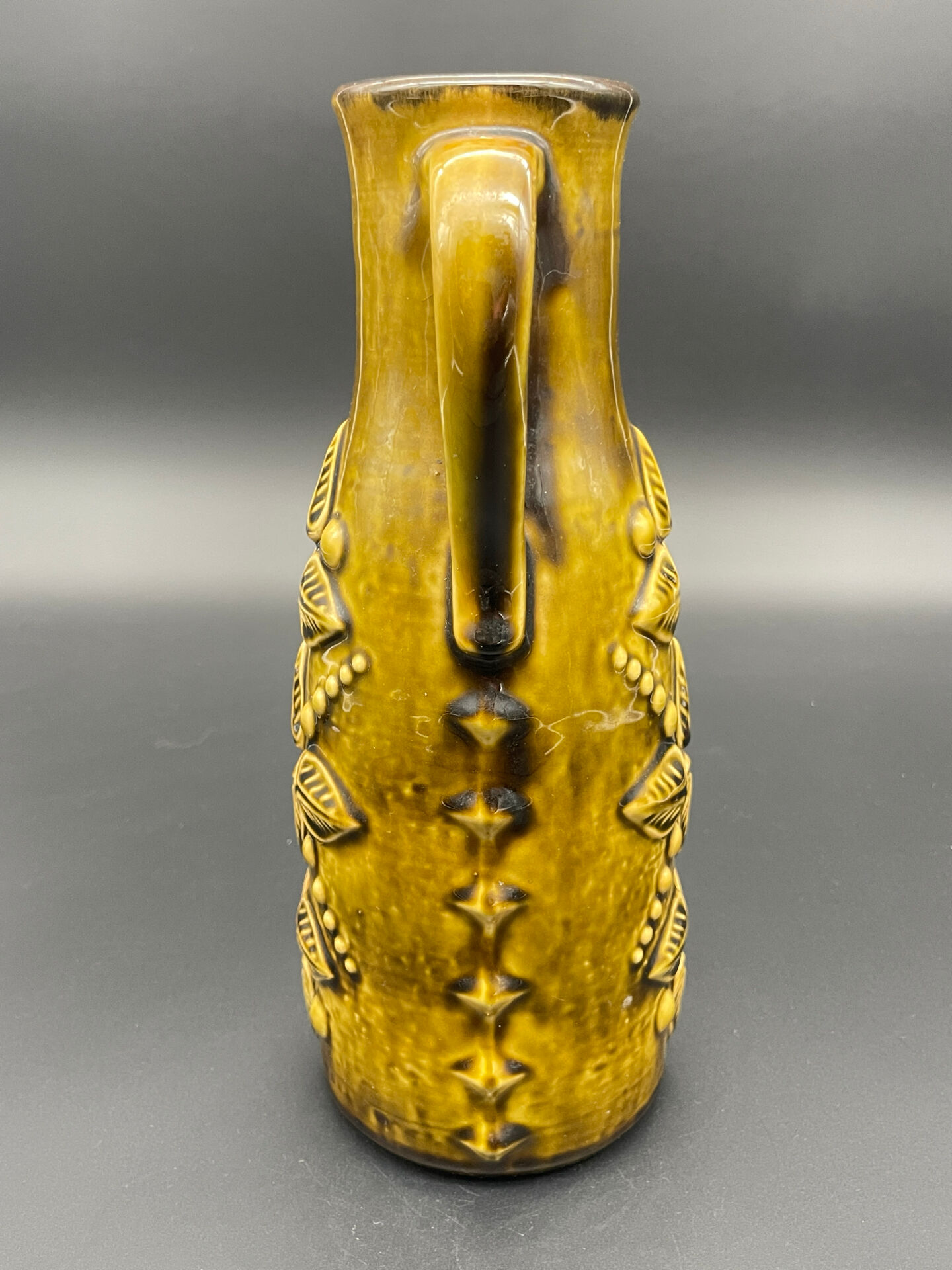 Vintage vase Bay Keramik 650-25 – German ceramic with a floral design