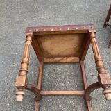 4 Henri II chairs in solid wood and leather from the 19th century.