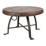 Brutalist round table in wrought iron and wood