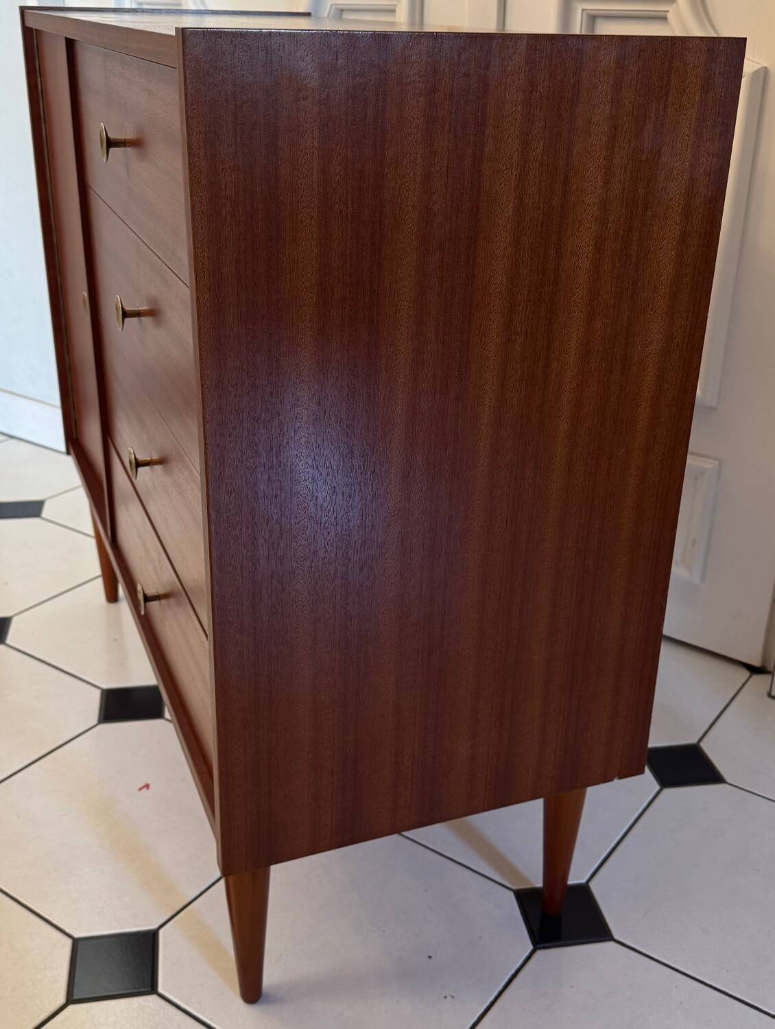 Vintage Scandinavian sideboard/sideboard
