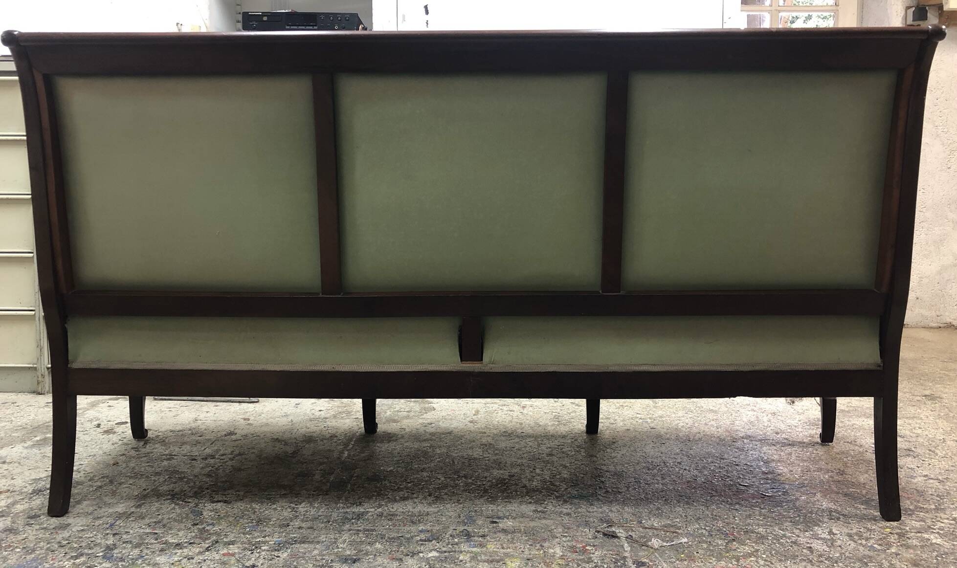 Mahogany bench from the Restoration period